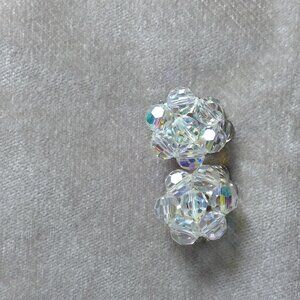 1950s 60s Aroura Borealis Beaded Clip on Earrings iridescent